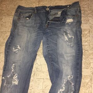 American Eagle Distressed Jeans